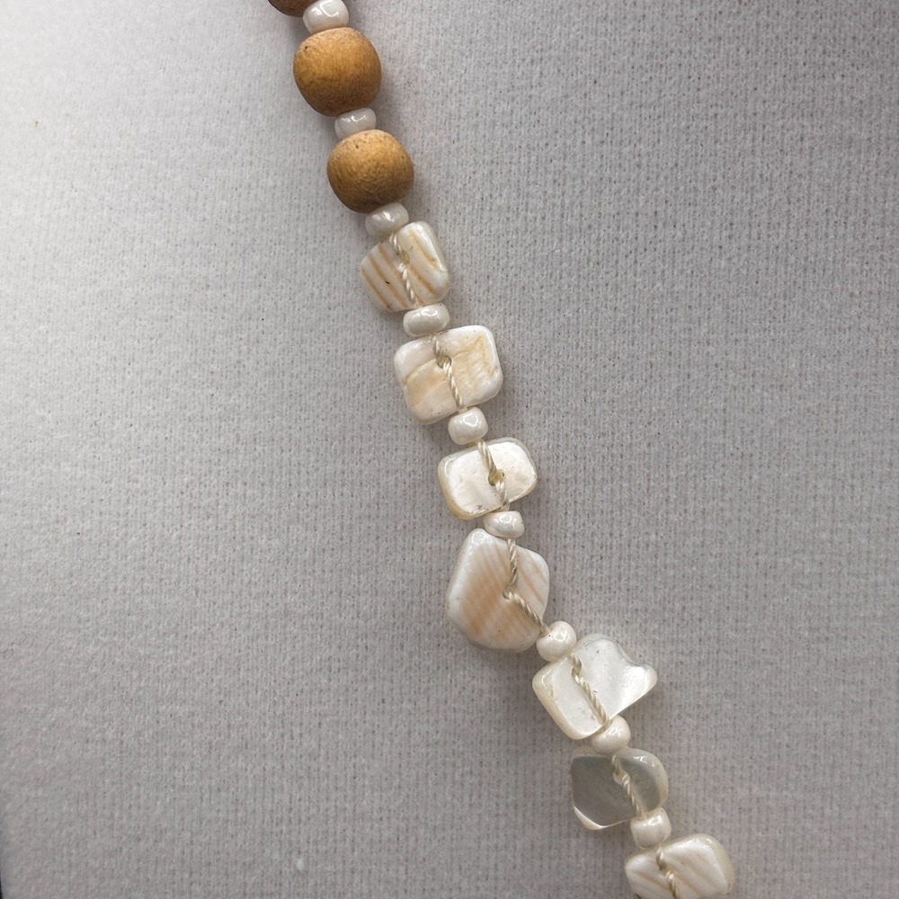Vintage Yellow Agate Style Pendant Necklace Wood Bead Shell Chip Boho Statement - Picture 7 of 13